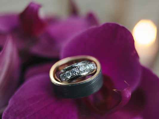 Можно ли носить обручальное кольцо по наследству